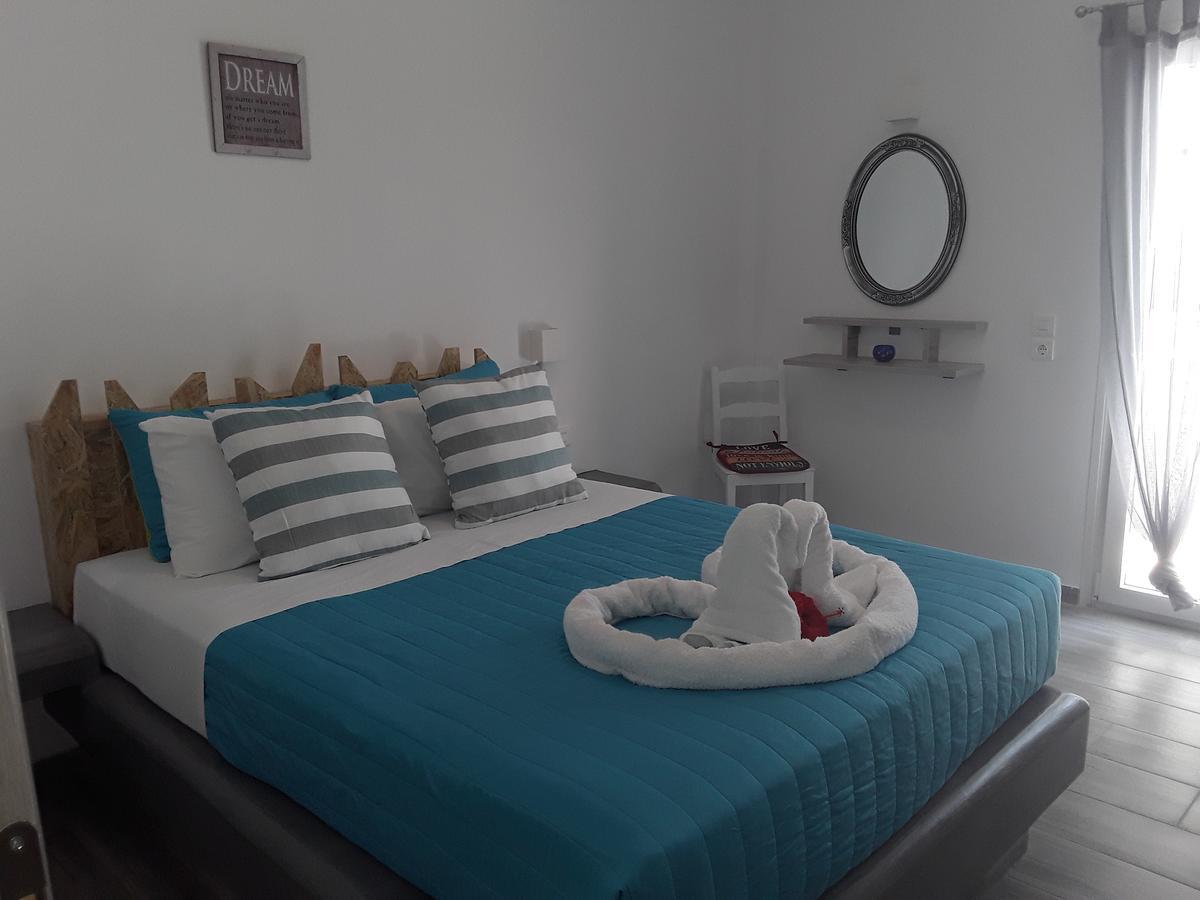 Azalea Hotel Камари Экстерьер фото