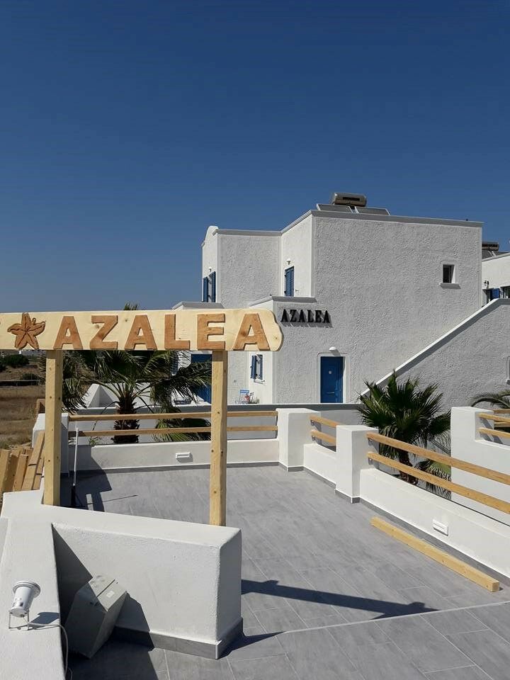 Azalea Hotel Камари Экстерьер фото